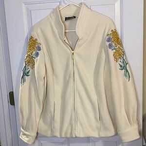 Bob Mackie Vintage women’s fleece 100% polyester cream Embroidered zipperJacket.